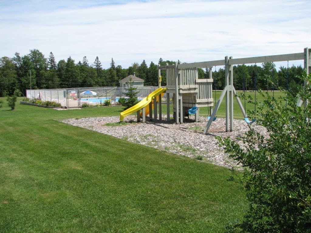 Brudenell Fairway Chalets Georgetown Екстер'єр фото